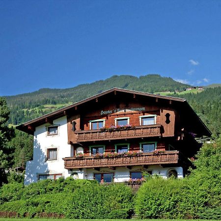Apartment In Hart Im Zillertal With Garden Balcony Parking Fügen Exteriér fotografie