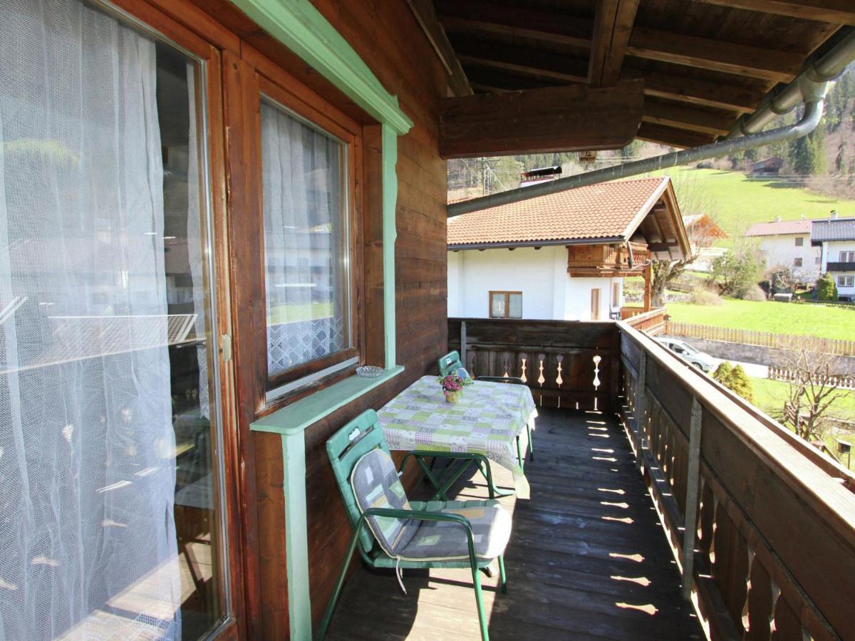 Apartment In Hart Im Zillertal With Garden Balcony Parking Fügen Exteriér fotografie